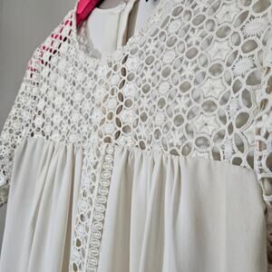 Ann Taylor Women M OffWhite Crochet Lace Yoke Babydoll Blouse Boho Romantic Chic